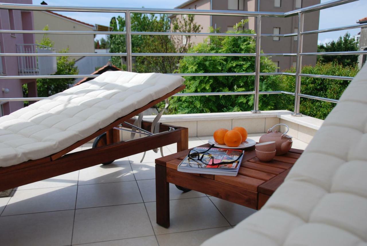 Apartments Babic Sukošan Екстериор снимка