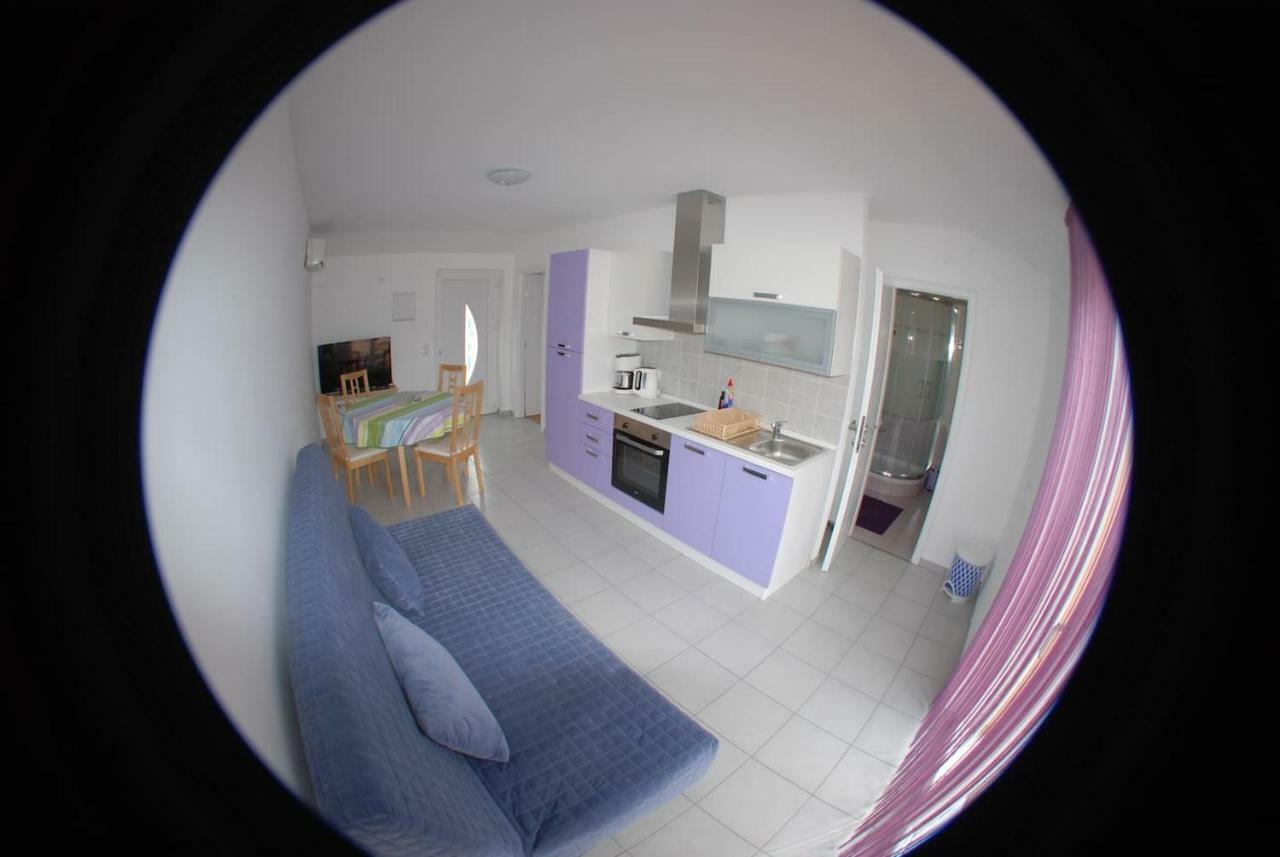 Apartments Babic Sukošan Екстериор снимка