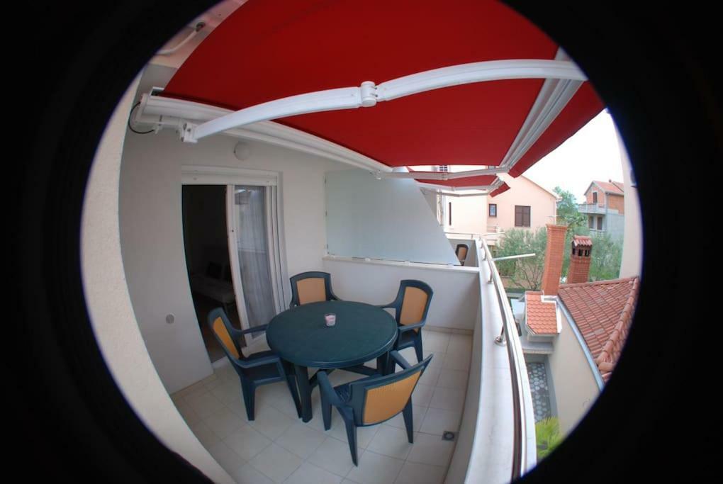 Apartments Babic Sukošan Екстериор снимка